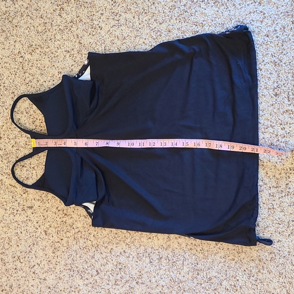 Fabletics Norwalk athletic tank, black and white tie dye, NWT - Picture 10 of 16
